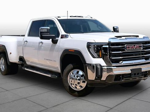 Used 2024 GMC Sierra 3500 SLT w/ SLT Premium Package AWD/4WD image 2