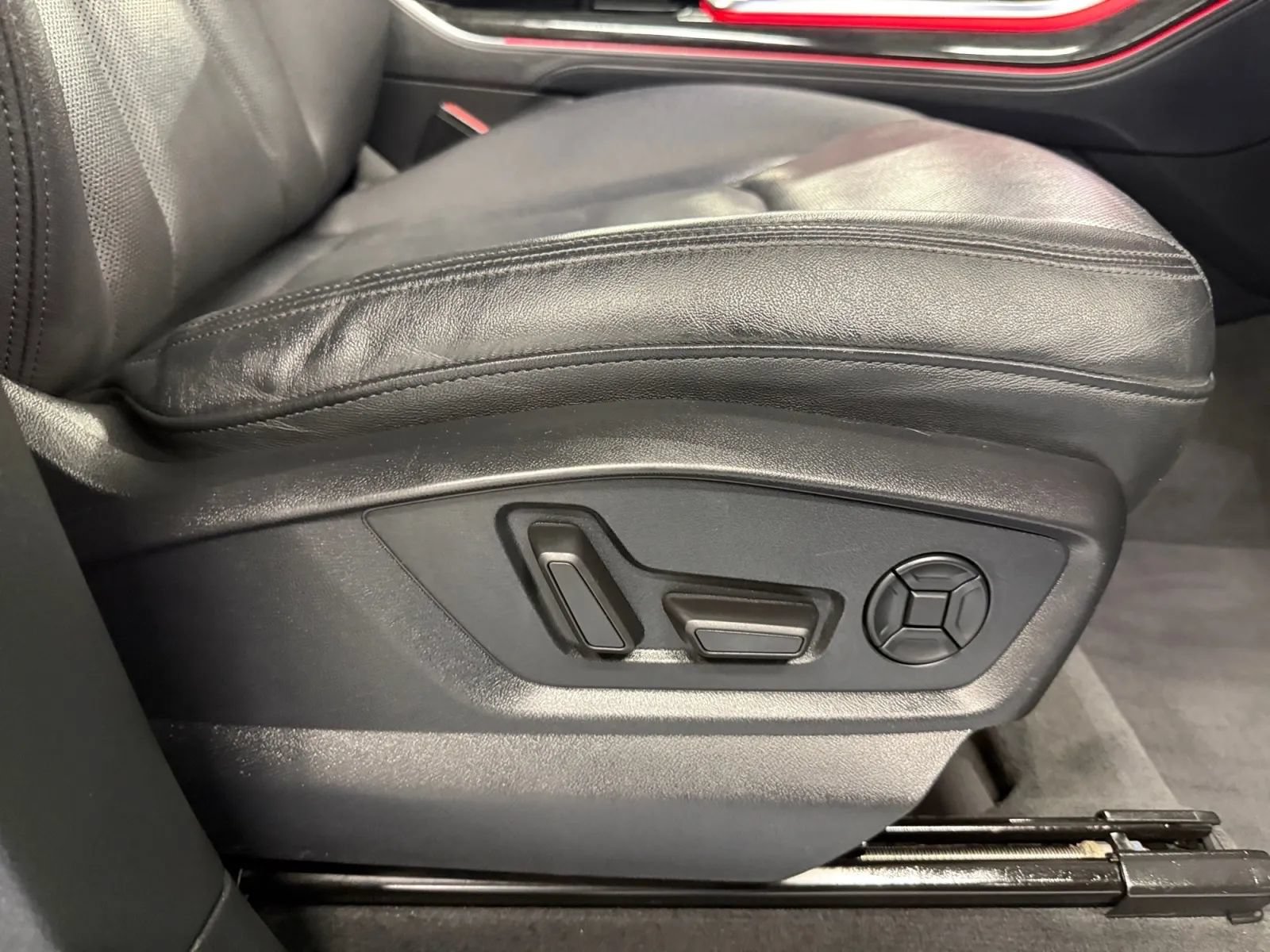 Used 2021 Audi Q7 3.0T Prestige w/ Prestige Package AWD/4WD image 32