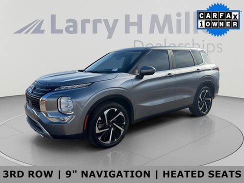Used 2024 Mitsubishi Outlander SE FWD image 1