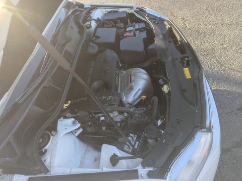 Used 2012 Toyota Venza XLE image 48