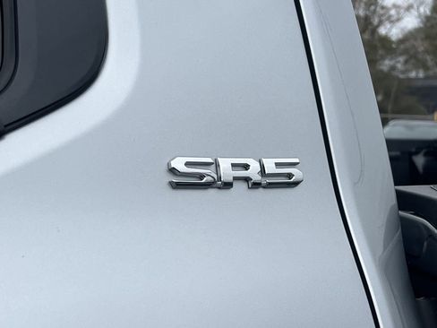 Used 2025 Toyota Tacoma SR5 image 30