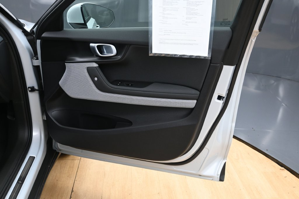 Used 2024 Polestar Polestar 2 AWD/4WD image 28