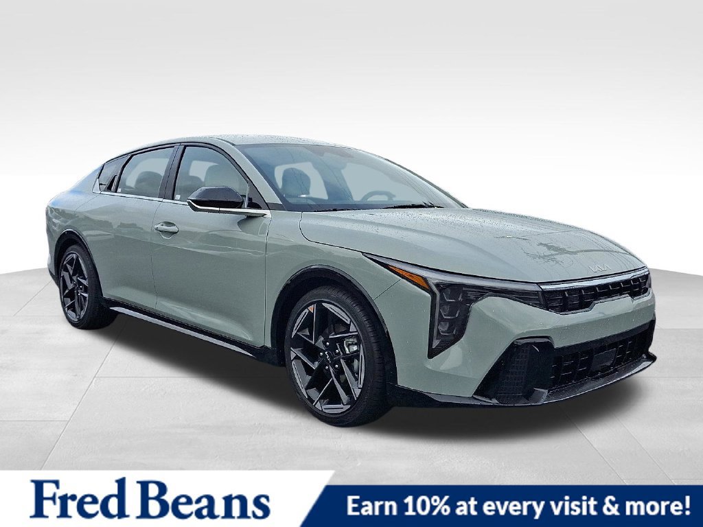 New 2026 Kia K4 GT-Line FWD image 1