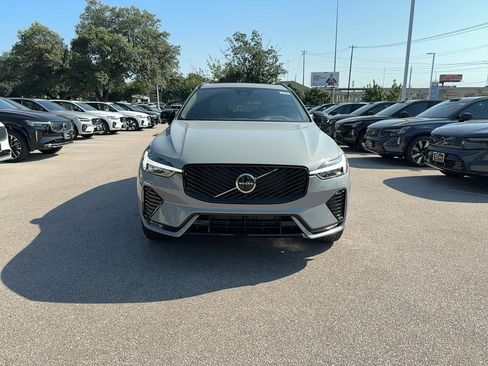 New 2026 Volvo XC60 B5 Plus w/ Protection Package Premier image 9