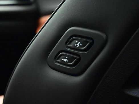 Certified 2026 Kia Carnival SX image 15