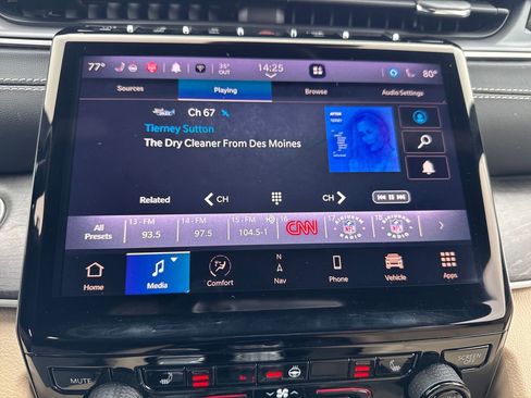 Certified 2023 Jeep Grand Cherokee L Limited image 24