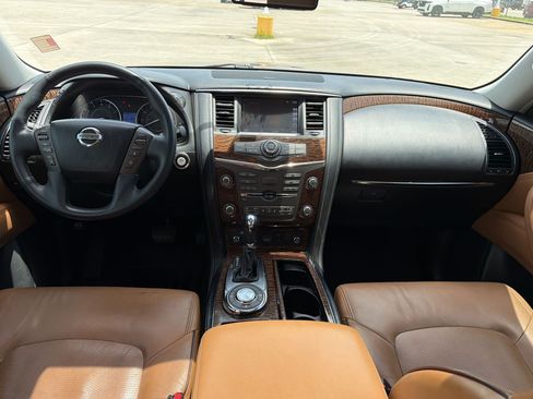 Used 2018 Nissan Armada Platinum w/ Interior Lighting Package RWD image 15