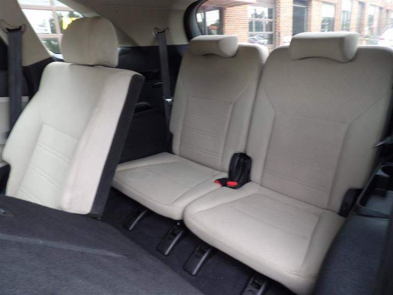 Used 2019 Kia Sorento AWD w/ LX Convenience Package image 12