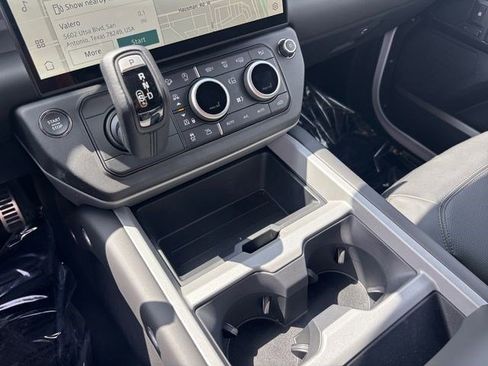 New 2026 Land Rover Defender 110 V8 AWD/4WD image 29