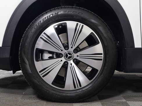 Certified 2023 Mercedes-Benz EQB 300 4MATIC image 16