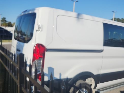 Used 2024 Ford Transit 250 Low Roof w/ Exterior Upgrade Package image 4