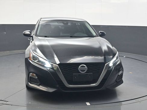 Used 2021 Nissan Altima 2.5 SR FWD image 13