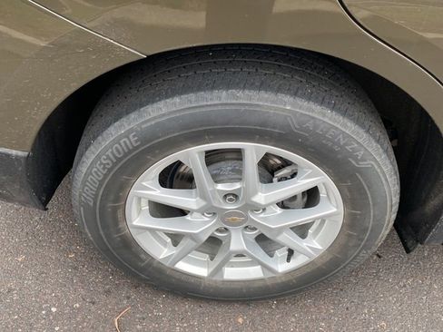 Used 2024 Chevrolet Equinox LT image 15