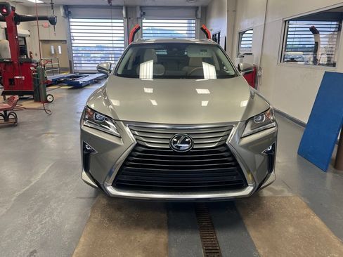 Used 2019 Lexus RX 350 AWD w/ Premium Package image 10