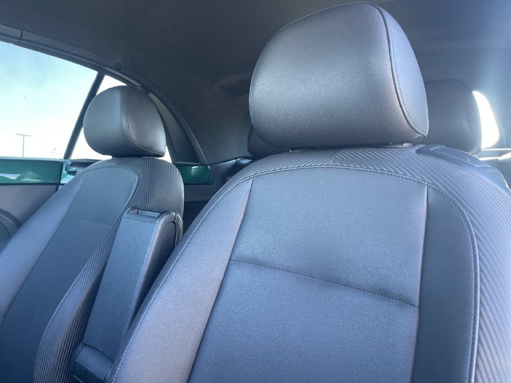 Used 2018 Volkswagen Beetle 2.0T S w/ Style & Comfort Package FWD image 6