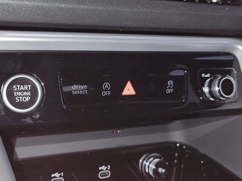 New 2025 Audi Q5 Premium Plus image 24