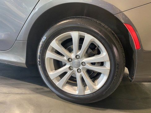 Used 2016 Chrysler 200 Limited FWD image 11