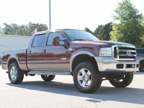 Used 2006 Ford F250 Lariat AWD/4WD image 3