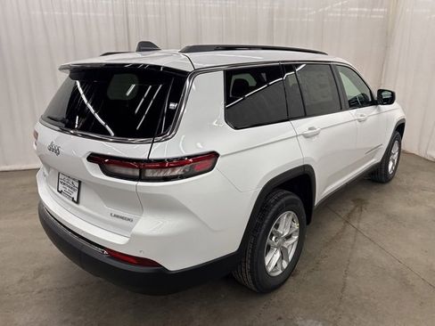 New 2025 Jeep Grand Cherokee L Laredo image 27