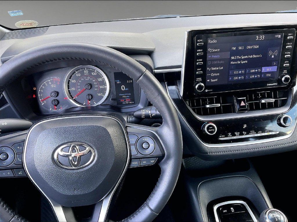 Used 2021 Toyota Corolla SE w/ Carpet Mat Package (TMS) FWD image 18
