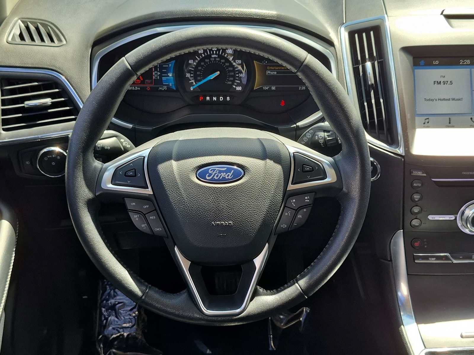 Used 2019 Ford Edge Titanium FWD image 22