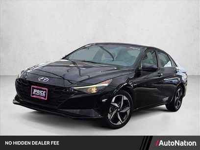 Used 2023 Hyundai Elantra SEL w/ Convenience Package