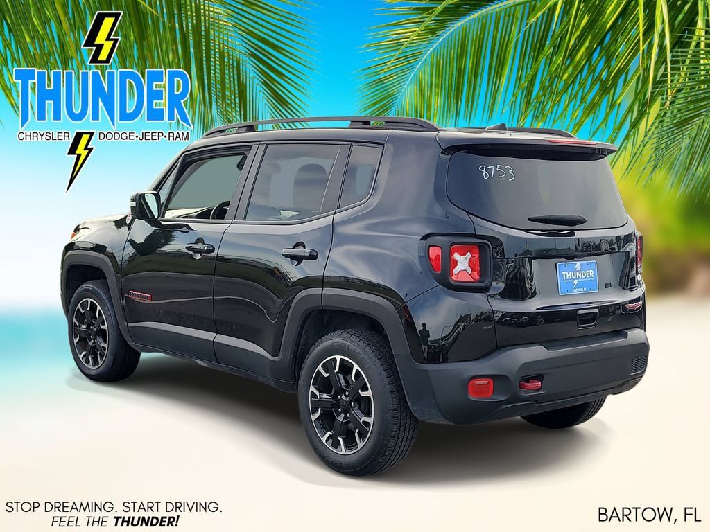 Certified 2023 Jeep Renegade Trailhawk AWD/4WD image 3