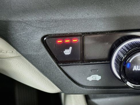 Certified 2024 Honda Accord EX image 19