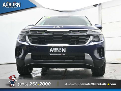 Used 2024 Kia Seltos SX w/ SX Sunroof Package image 17