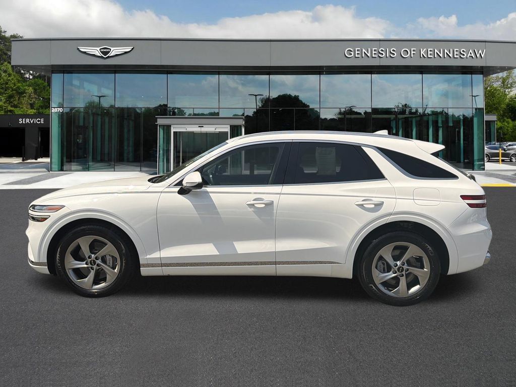 Used 2026 Genesis GV70 2.5T Select AWD/4WD image 4