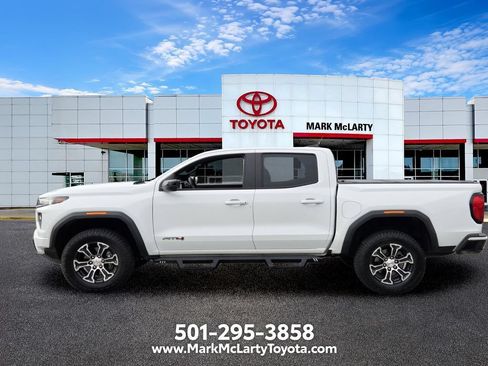 Used 2023 GMC Canyon AT4 AWD/4WD image 2