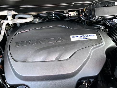 Used 2019 Honda Pilot Touring image 34