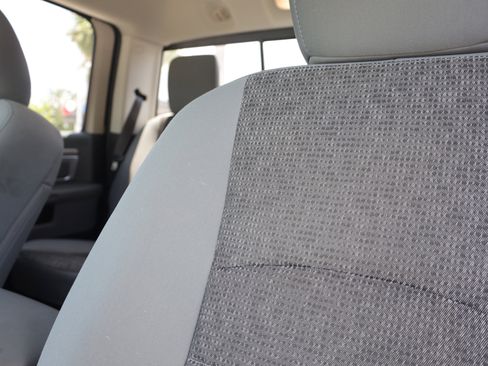 Used 2019 RAM 1500 Big Horn AWD/4WD image 18
