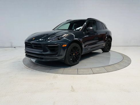 Used 2023 Porsche Macan GTS AWD/4WD image 2