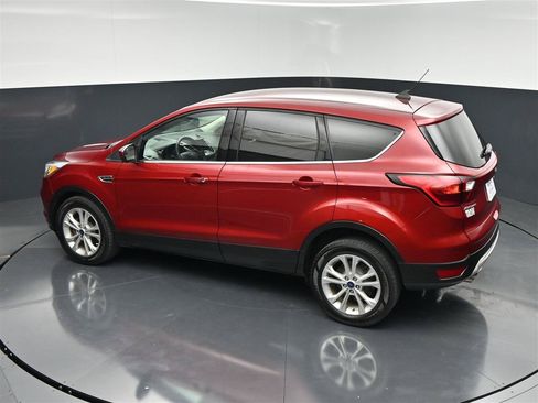 Used 2019 Ford Escape SE FWD image 26
