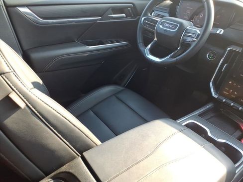 Used 2024 GMC Acadia Elevation w/ Luxury Package image 16