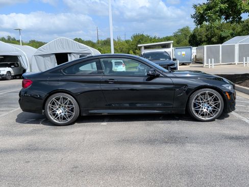 Used 2018 BMW M4 Coupe w/ Competition Package RWD image 6