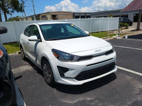 Certified 2022 Kia Rio LX FWD image 2