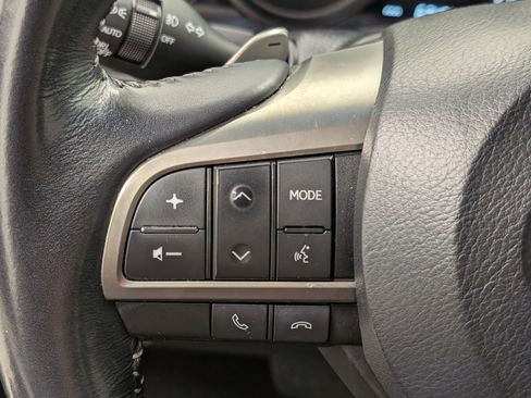 Used 2020 Lexus LX 570 4WD w/ Luxury Package image 19