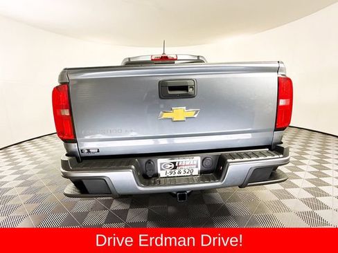 Used 2018 Chevrolet Colorado Z71 RWD image 22