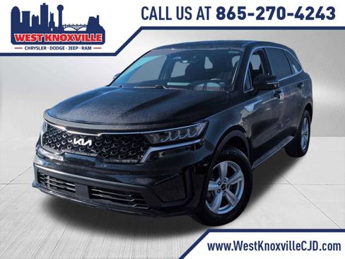 Used 2022 Kia Sorento LX image 1