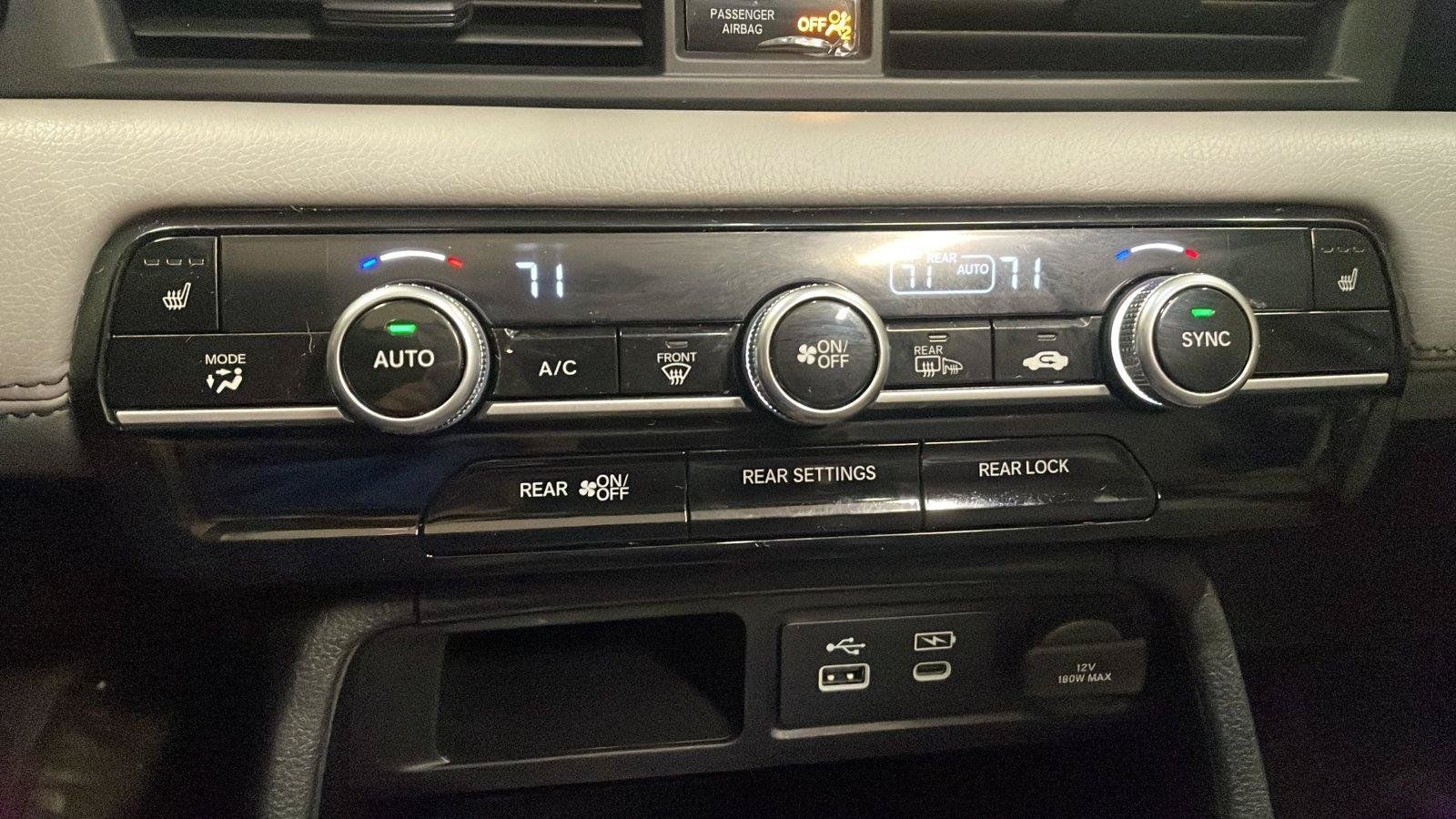 Used 2025 Honda Pilot Touring image 18
