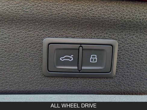 Used 2023 Audi Q3 2.0T Premium Plus image 21