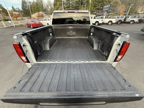 Used 2019 GMC Sierra 1500 4x4 Crew Cab image 12