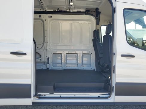 New 2026 Ford Transit 250 148 Medium Roof image 12