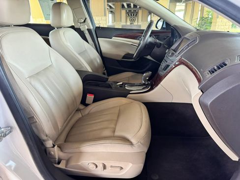 Used 2014 Buick Regal Premium FWD image 25