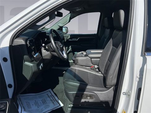 Used 2025 GMC Sierra 1500 SLT image 10