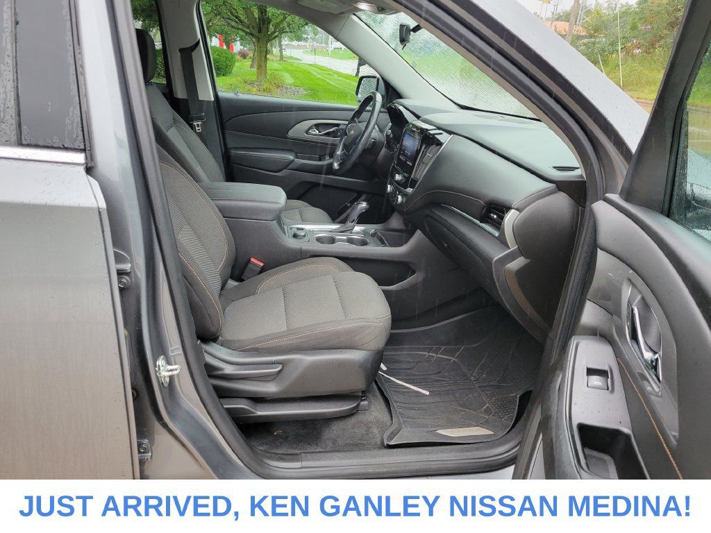 Used 2020 Chevrolet Traverse LT w/ LPO, Floor Liner Package AWD/4WD image 22