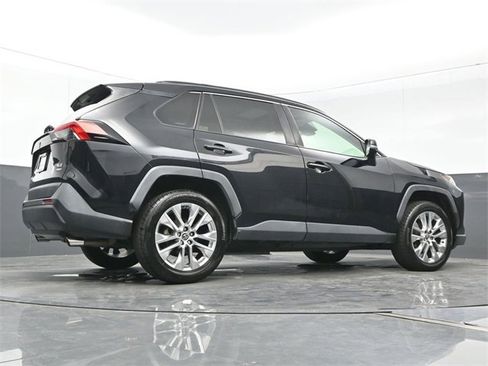 Used 2019 Toyota RAV4 XLE Premium w/ Cold Weather Package image 26