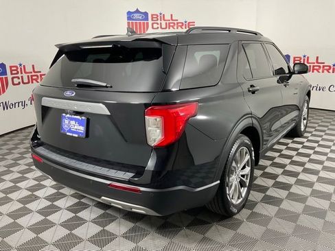 Used 2023 Ford Explorer XLT w/ Equipment Group 202A image 3